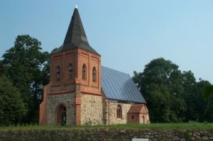 Die Solarkirche von Zernin (Quelle: AEE/Gudrun Schützler)