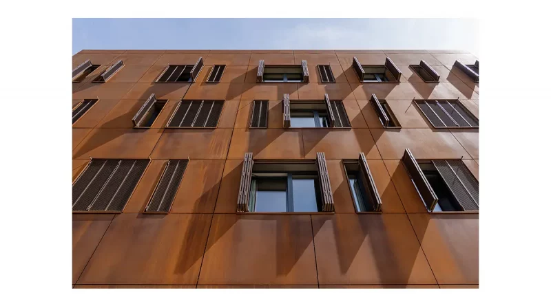 Lebendige Fassade mit Geschichte: Das Kesselhaus Leverkusen erstrahlt neu