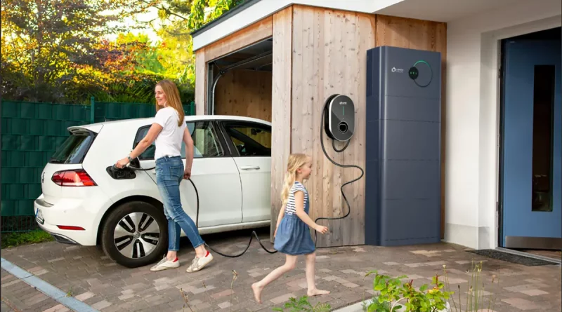 KI-gestütztes Energiemanagement: LumenHaus integriert dynamischen Stromtarif von naturstrom