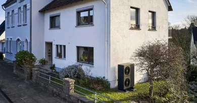 Effizient heizen im Bestand von 1957: Wärmepumpe für unsanierte Haushälfte