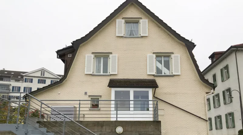 Weishaupt-Projekt – Leise Wärmepumpe beheizt über 300 Jahre altes Wohnhaus zuverlässig
