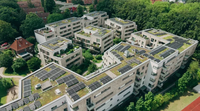 Green Planet Energy: Mieterstromprojekt in Hamburg-Lokstedt bringt Solarstrom direkt zu 143 Haushalten