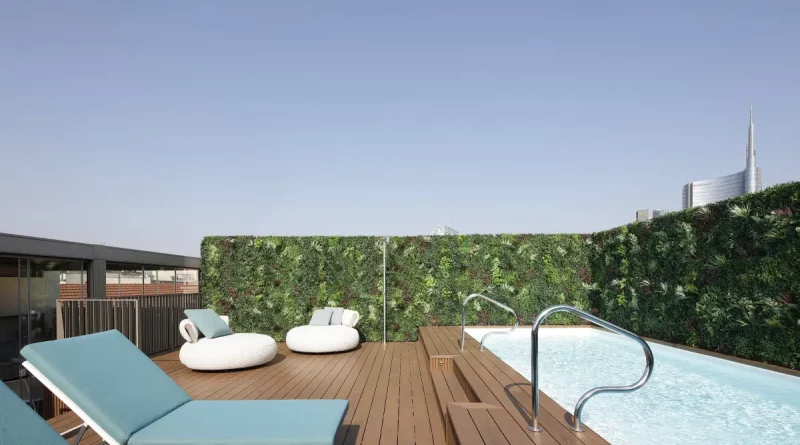 Wohnen über der Skyline von Mailand: Glamora gestaltet Residenz in Brera