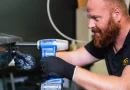 Gesipa: Akku-Nietgerät Birdie wiegt weniger als 1,5 Kilogramm